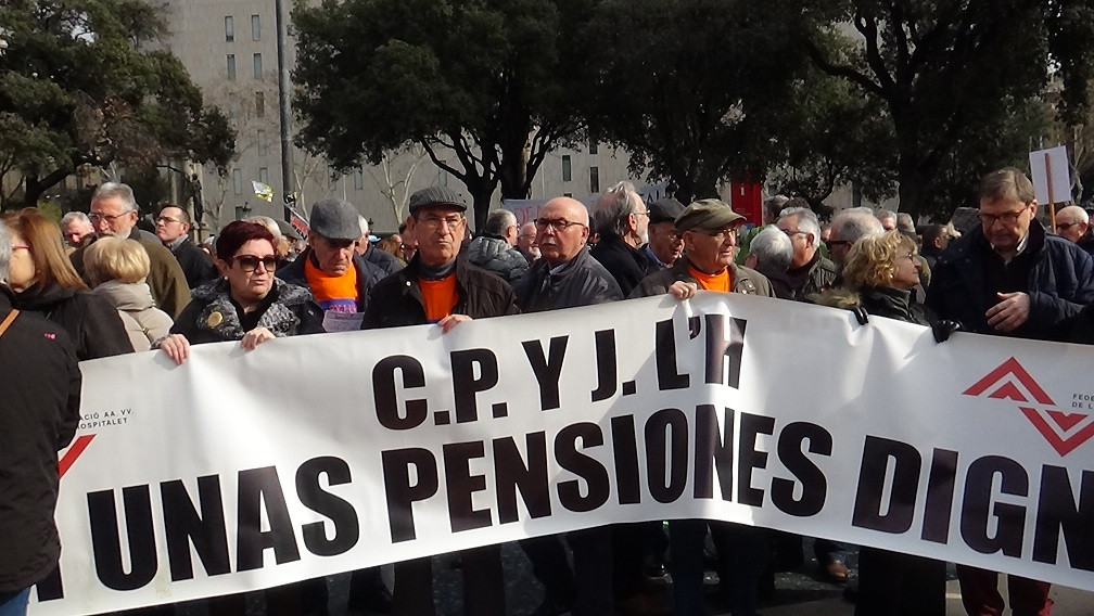 Marea pensionista plaza Catalunya 8