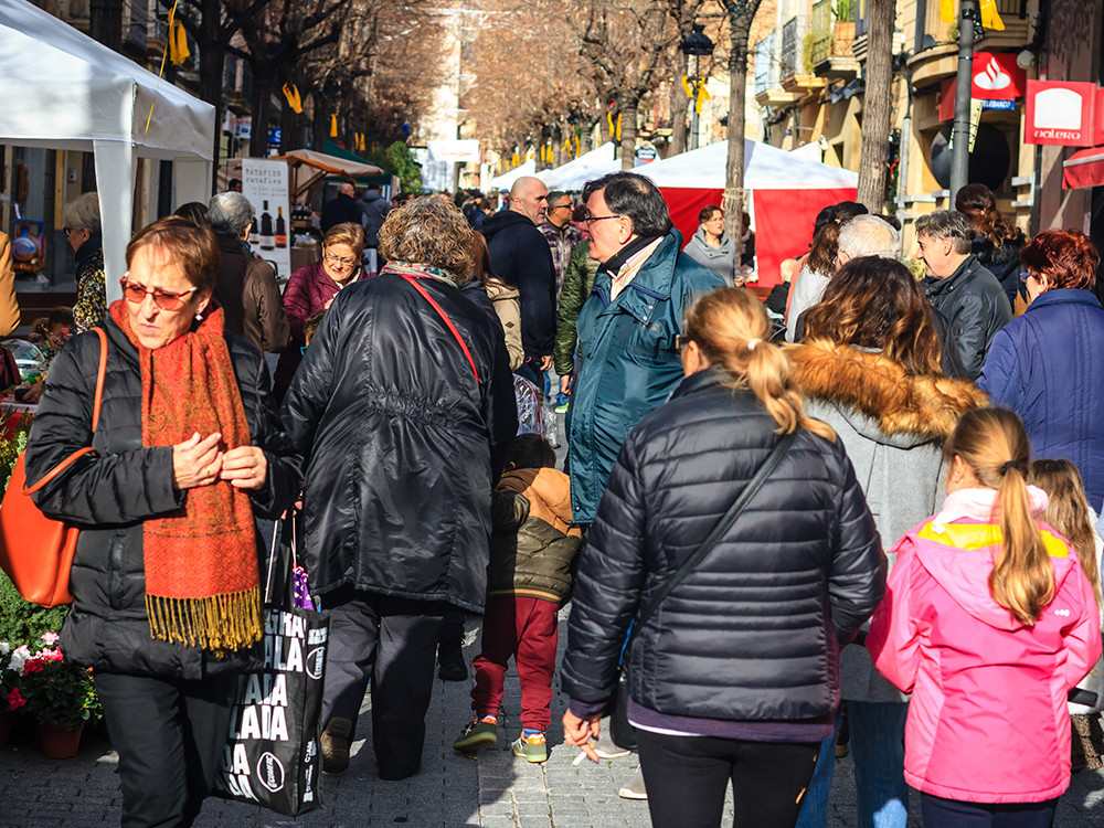 Gente, vecinos, mercado, esparreguera