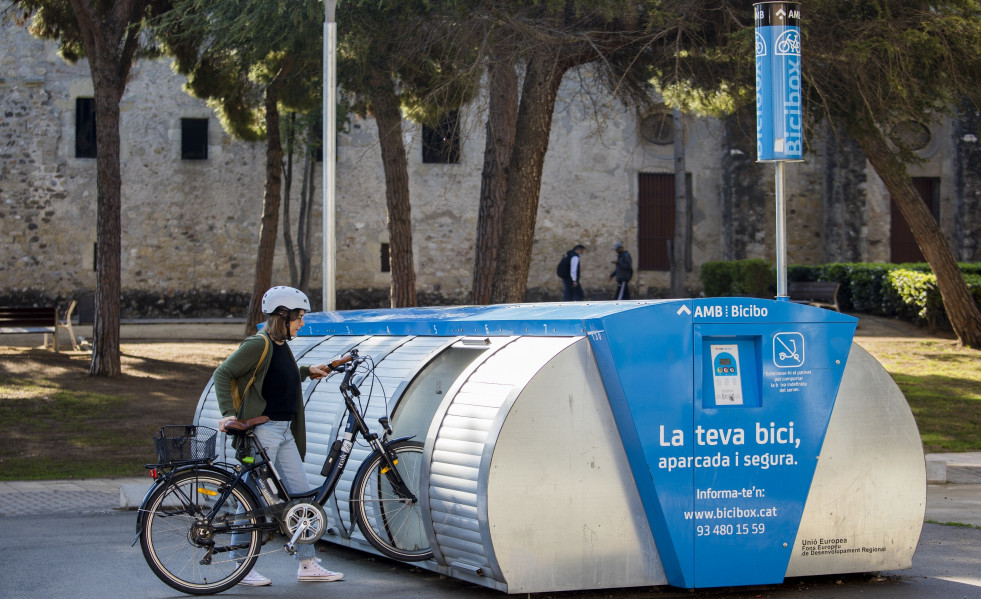 El Àrea Metropolitana de Barcelona (AMB) ampliará un 30% su oferta de plazas del servicio de aparcamiento de bicis particulares Bicibox este 2022