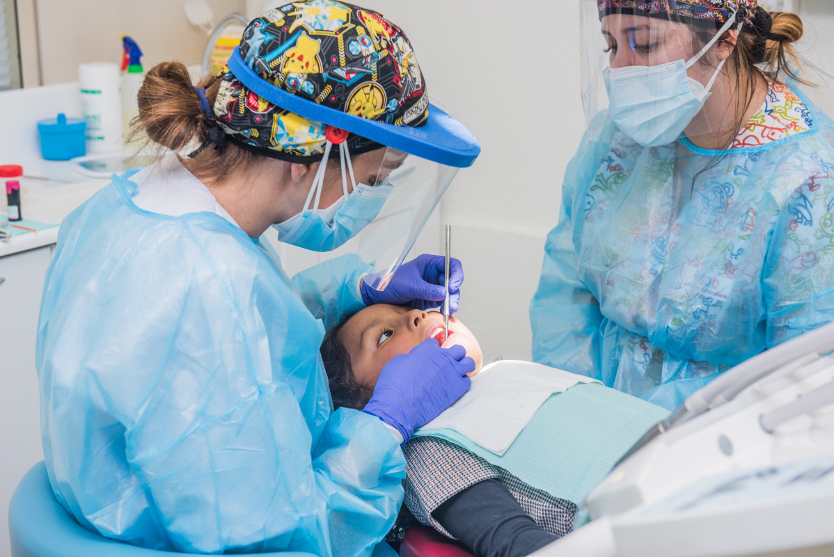 EuropaPress 3688169 barcelona abre nuevo dentista gratuito ninos adultos situacion vulnerable