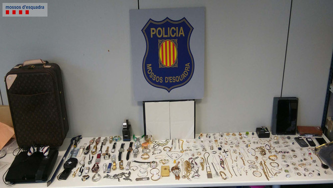 Mossos joyas