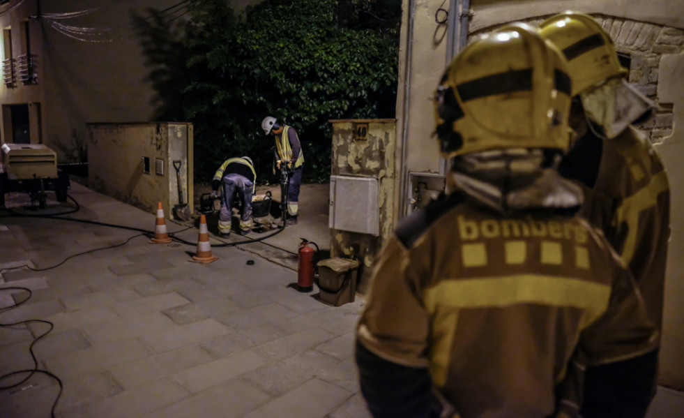 Bomberos fuga gas