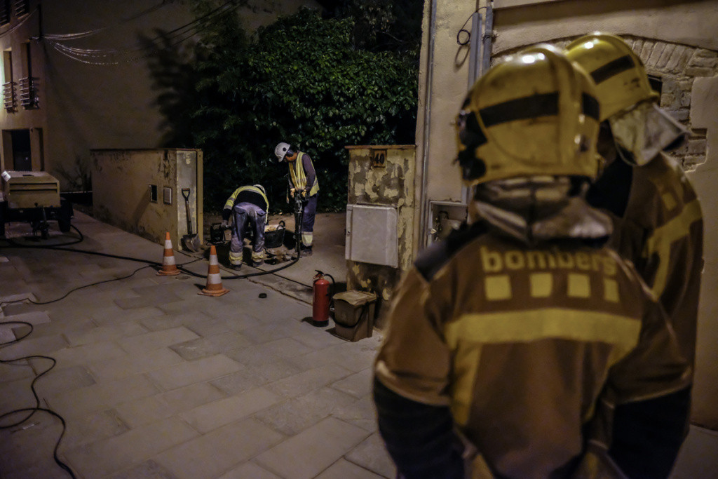 Bomberos fuga gas