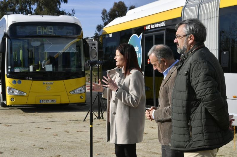 NUEVA LINEA BUS CASTELLDEFELS