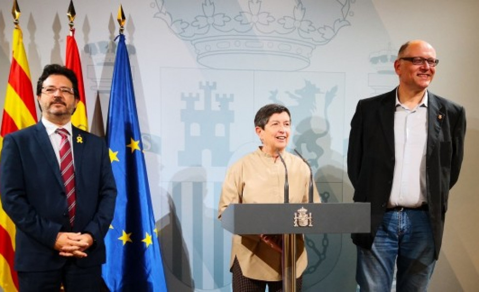 Ricard Font Teresa Cunillera y el alcalde de Sant Feliu de Llobregat Jordi San Jos