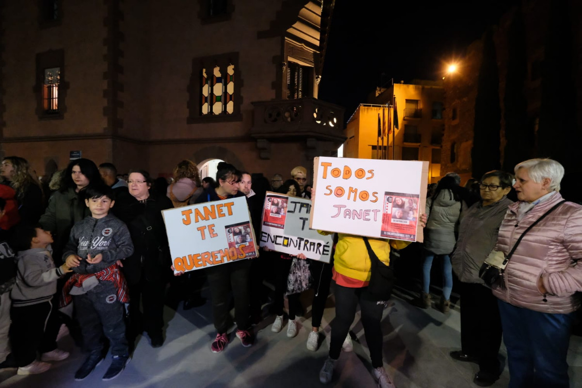 MANIFESTACION DESAPARECIDA VILADECANS