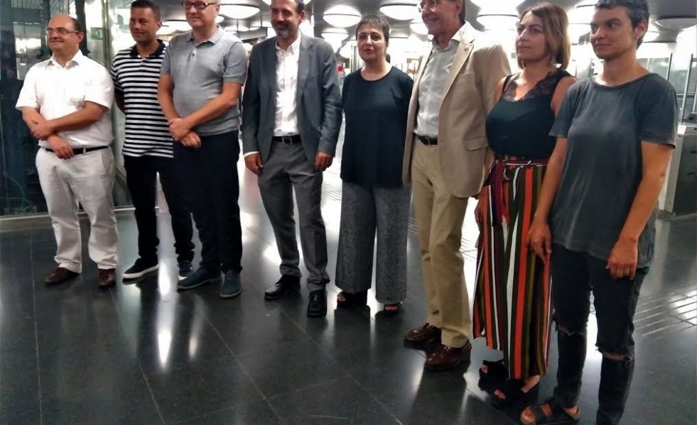 Xavier flores y rosa alarcon metro