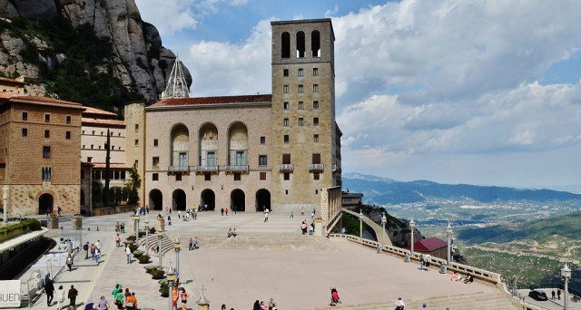 MoneasteriodeSantaMariadeMontserratMonistroldeMontserrat