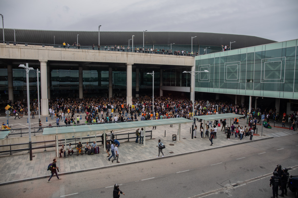 Manifestacion el prat tsunami