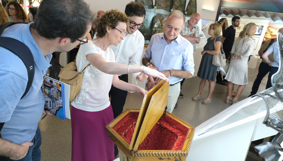 Exposición 'Jujol, l'arquitectura del color' en el Palau Güell