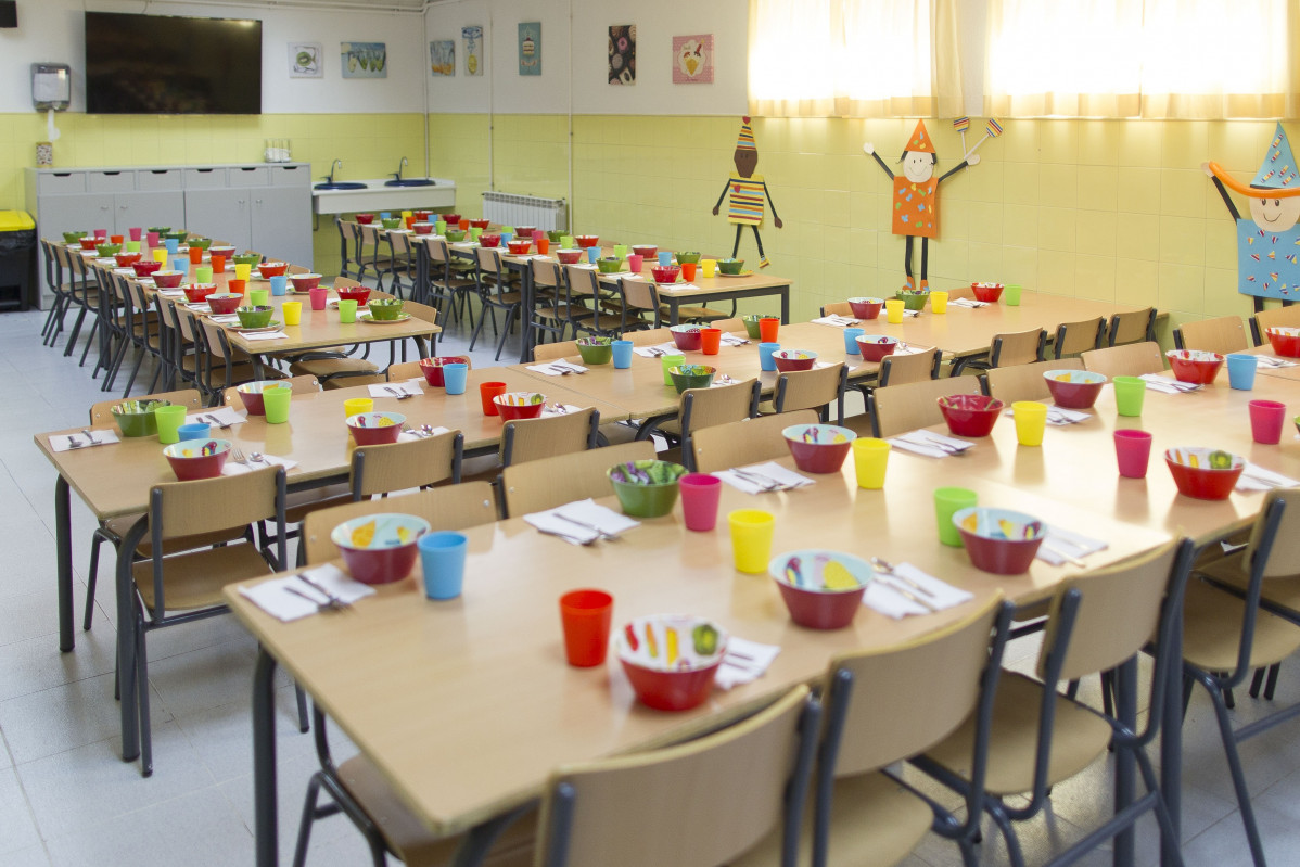 Colegio, escuela, primaria, infantil, niño, niña, niños, comedor escolar