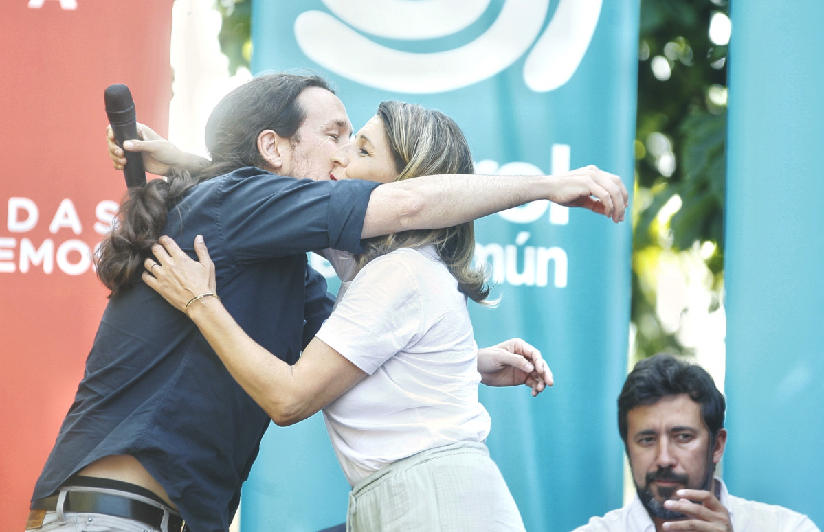 O líder de Podemos, Pablo Iglesias, e a candidata galega de En Comun Unidas Podemos,Yolanda Diaz, interveñen no acto de Podemos en Ferrol, Galicia