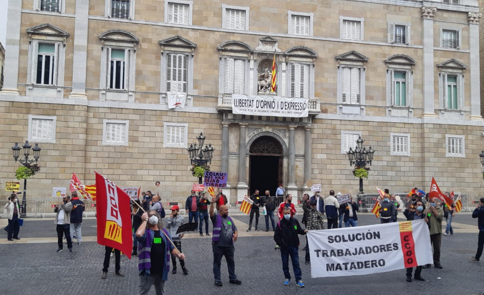 Trabajadores mercabarna matadero