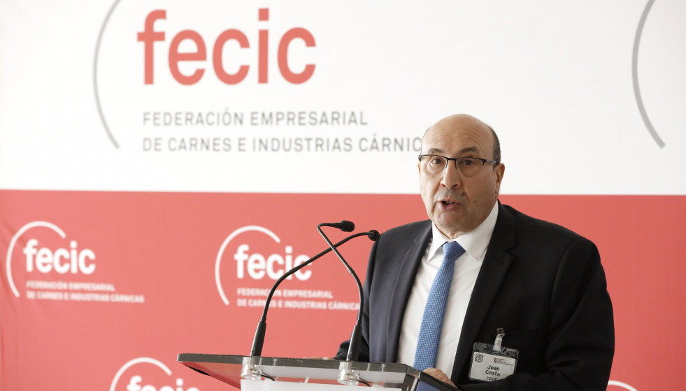 El presidente de la Federación Empresarial de Carnes e Industrias Cárnicas (Fecic), Joan Costa, continuará en el cargo durante los dos próximos años.
