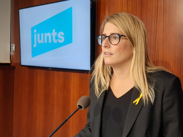 La líder de JxCat en Barcelona, Elsa Artadi, ha tendido la mano este viernes a ERC para 