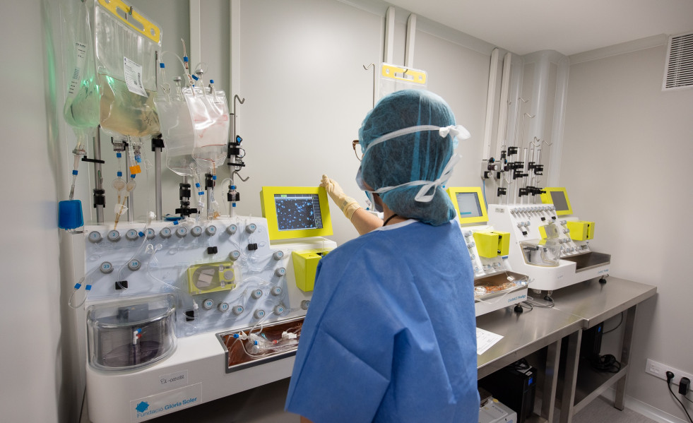 Sala Blanca del Hospital Clínic donde se preparan los CAR-T