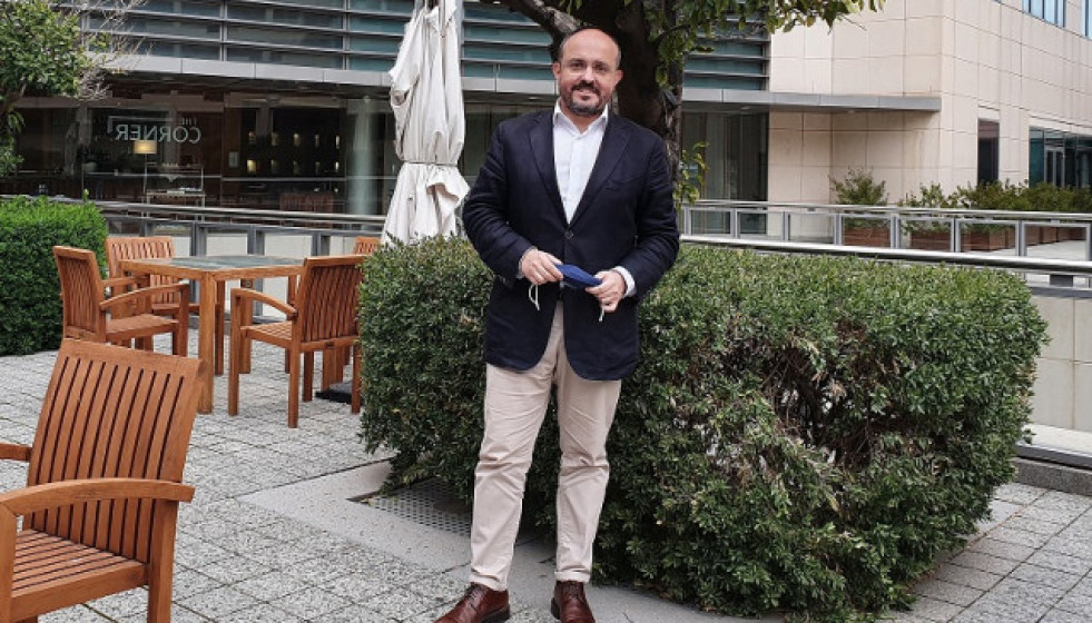 AlejandroFernndezJardVERSIFINAL