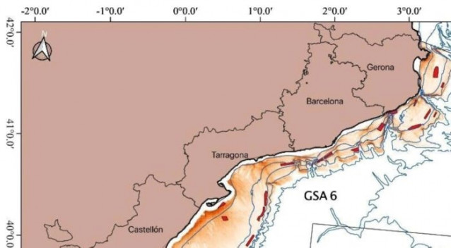 Zona de cierre a la pesca, correspondiente a 18 áreas del litoral catalán