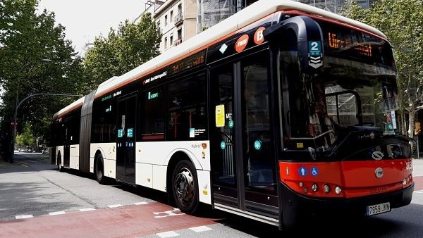 Archivo - Autobús de Barcelona