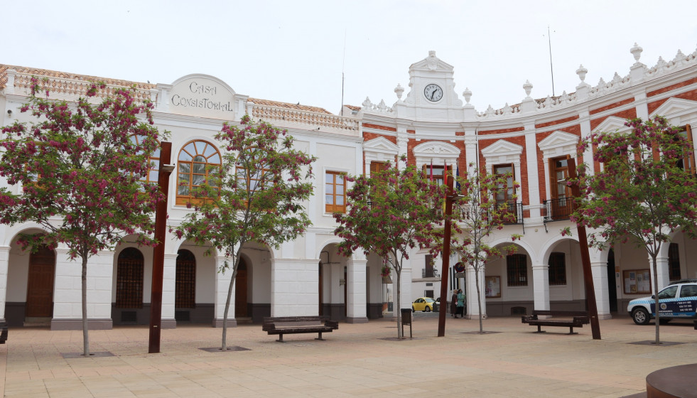 Fachada del Ayuntamiento de Manzanares.