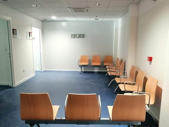 Archivo - Imagen de la sala de espera del nuevo módulo asistencial