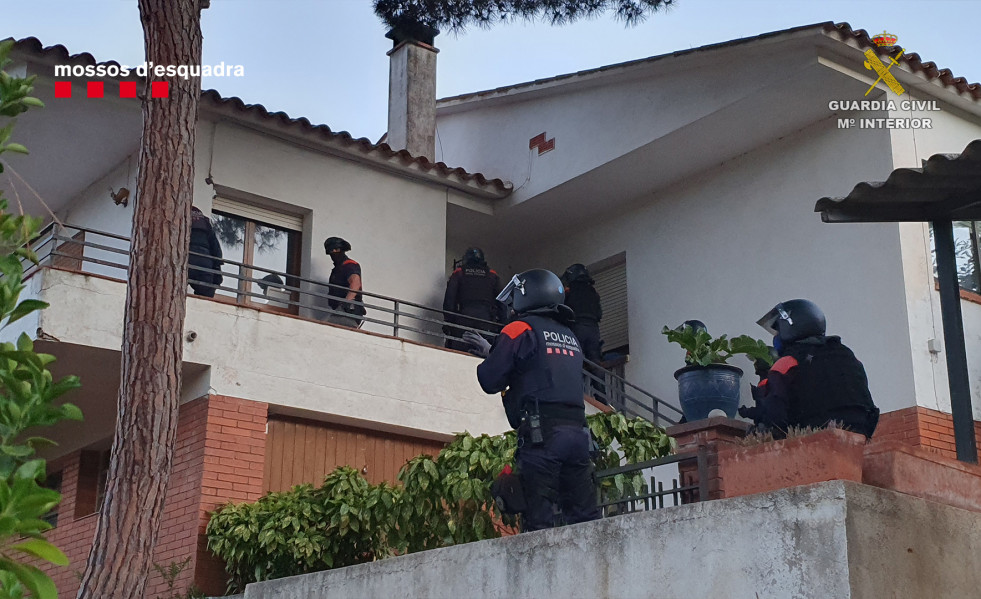 90d9d490 2dc3 499d 9509 10c702fcc9ad