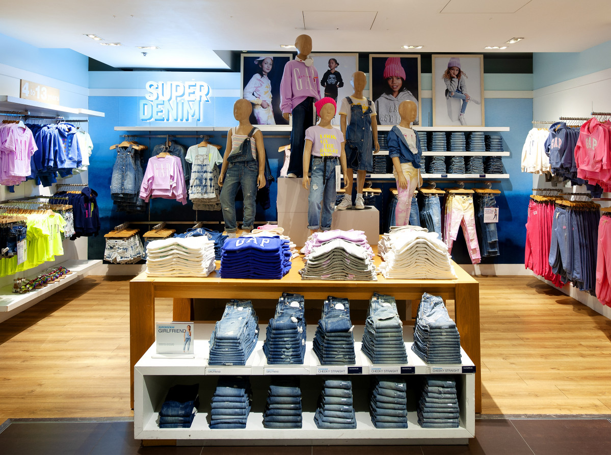 Archivo - Tienda Gap en Oxford Street