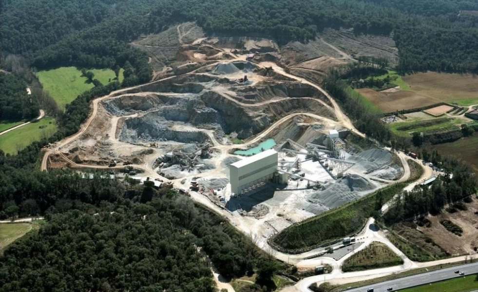 Cantera de Hanson Hispania