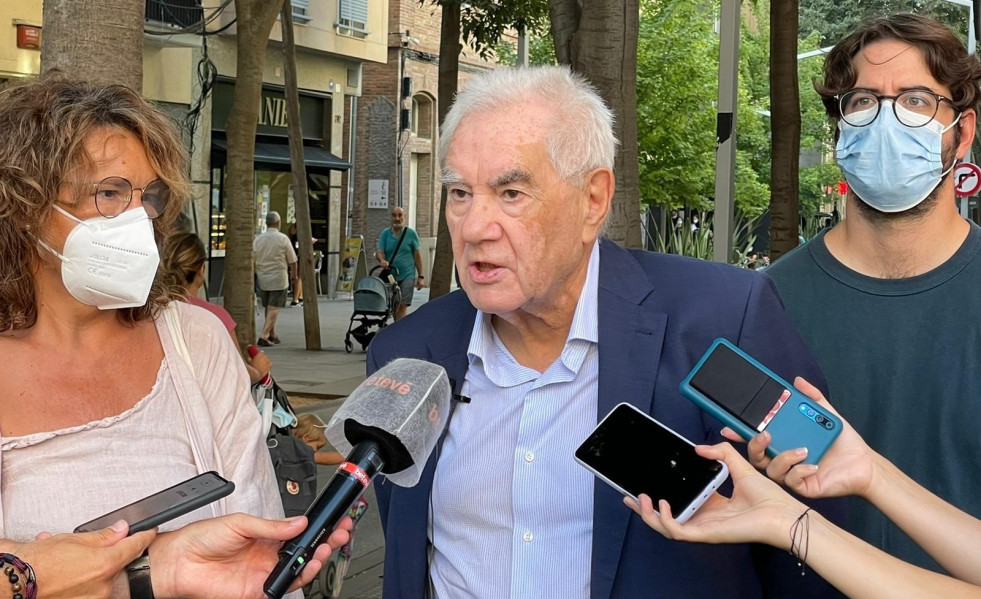 Los concejales de ERC en Barcelona Montserrat Benedí, Ernest Maragall y Max Zañartu.