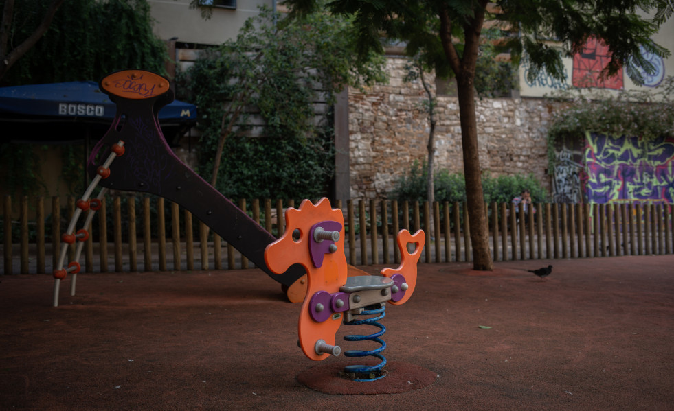 Archivo - Parque infantil en Barcelona