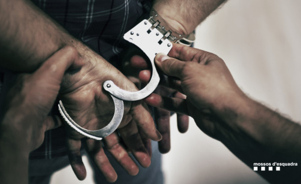 Mossos4