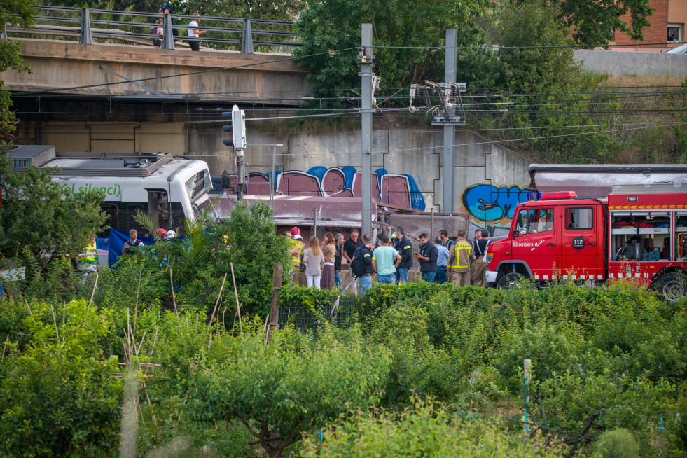 EuropaPress 4453953 accidente tren mercancias tren pasajeros estacion ferrocarrils generalitat