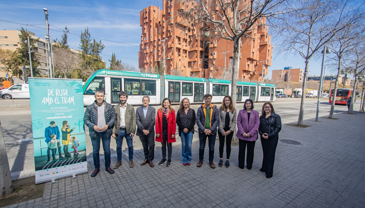 EuropaPress 5070474 tram baix llobregat barcelona renuevan acuerdo impulsar ruta tram
