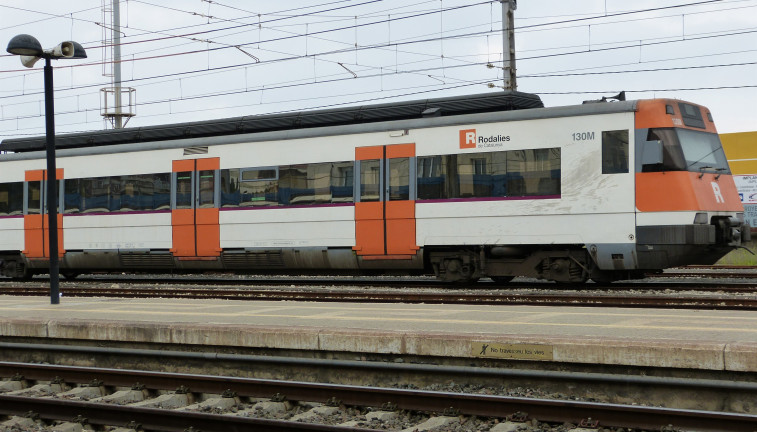 Archivo - Un tren de Rodalies