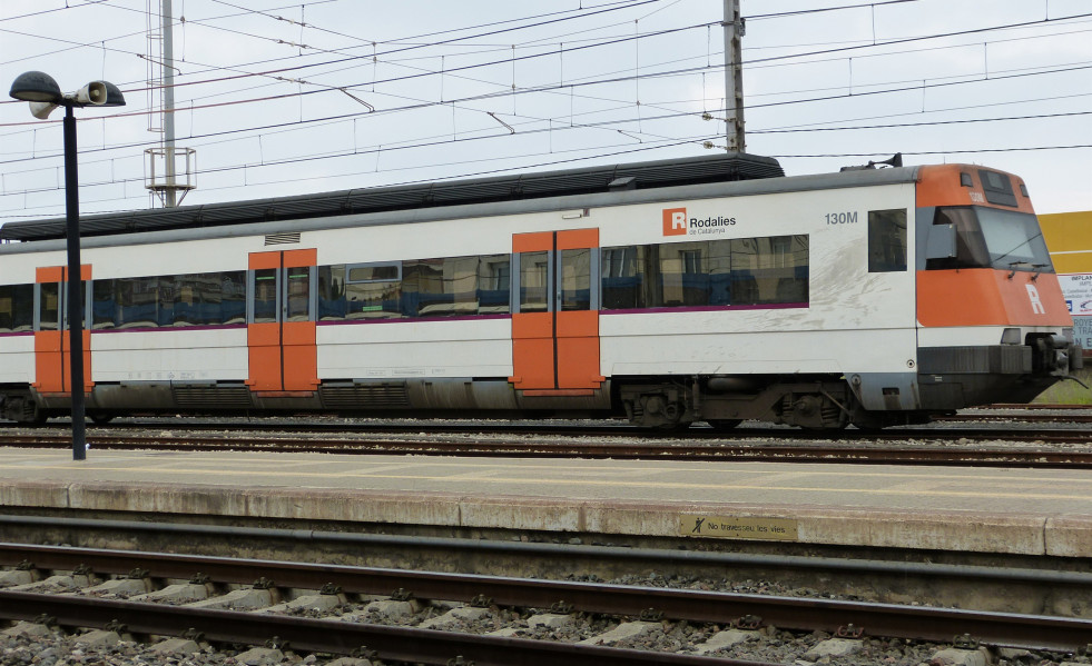 Archivo - Un tren de Rodalies.
