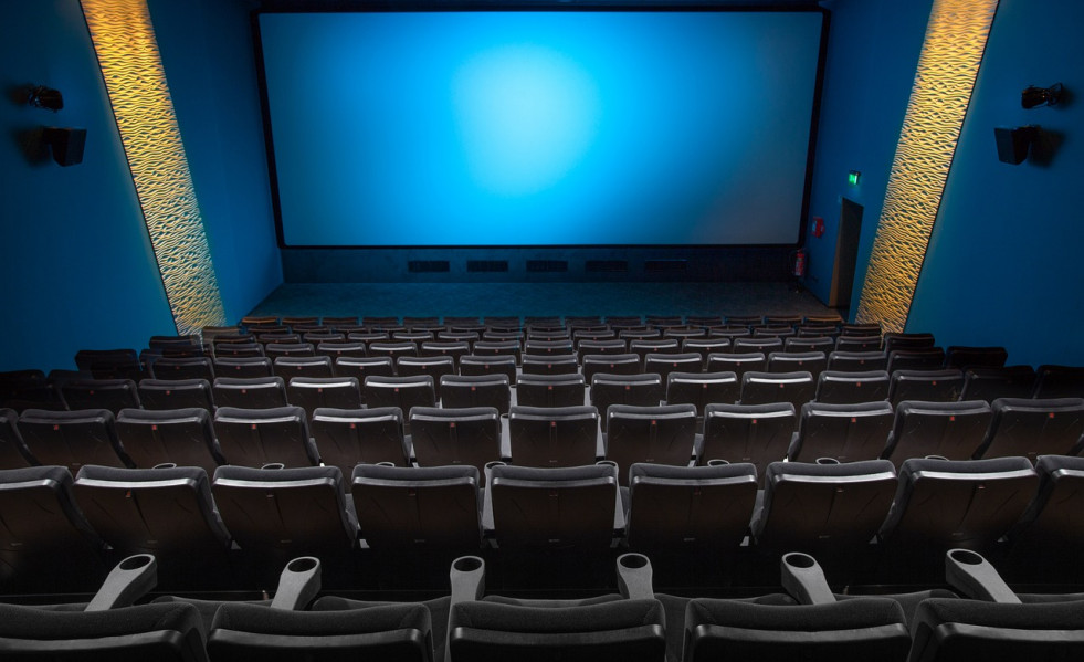 Movie theater g79de1279b 1280