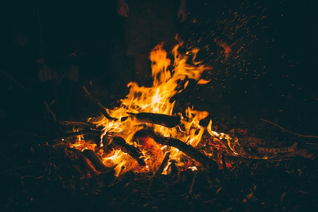 Bonfire g46bc11337 640