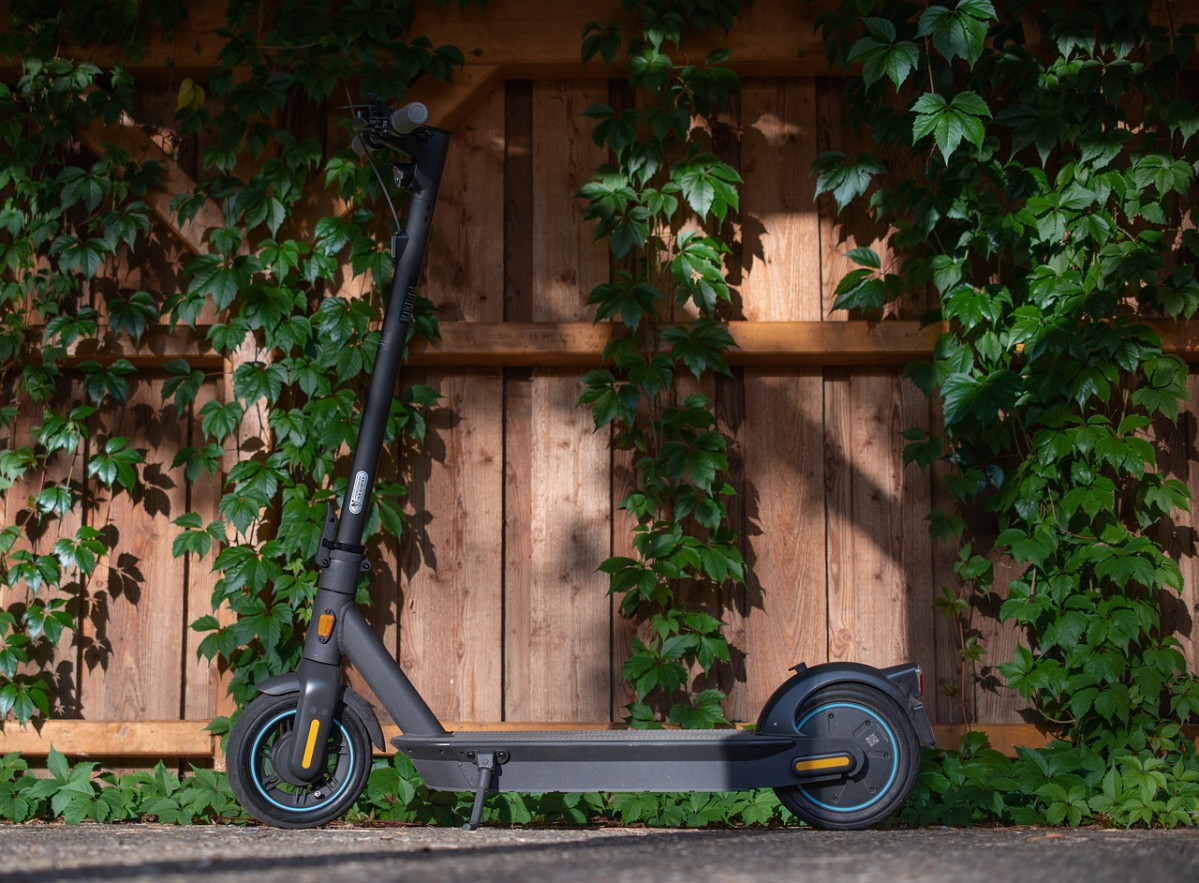 E scooter g20aa1dcea 1280