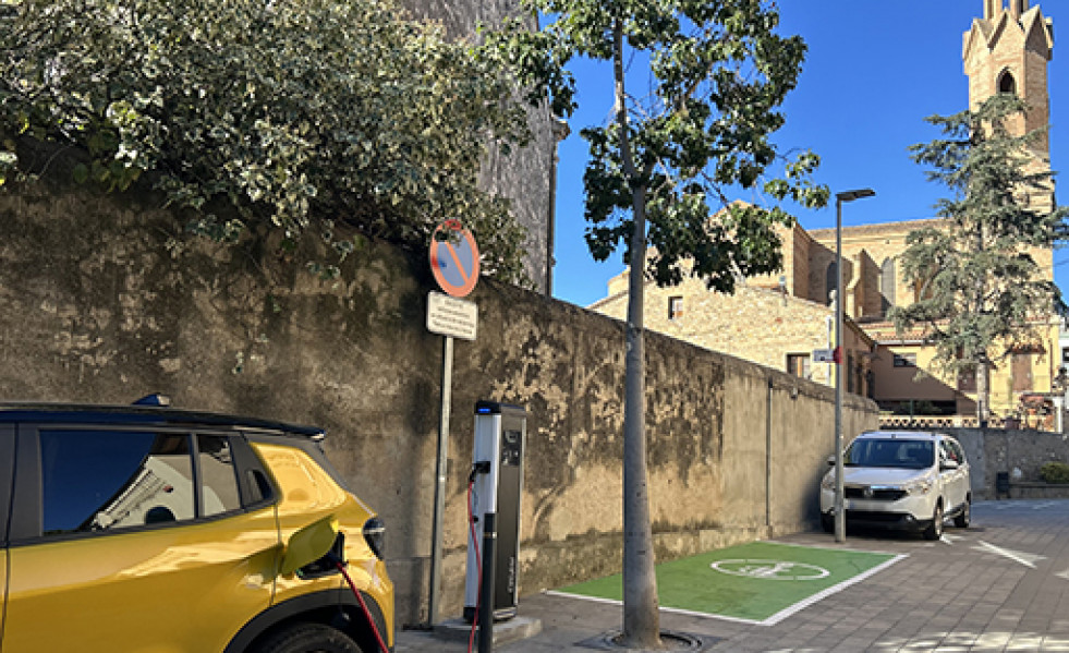 2023 01 09 PUNT RECARREGA C MARTORELL