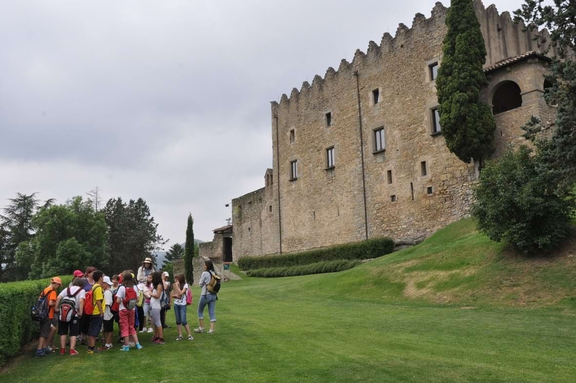 EuropaPress 5708645 castillo montesquiu propiedad diputacion barcelona