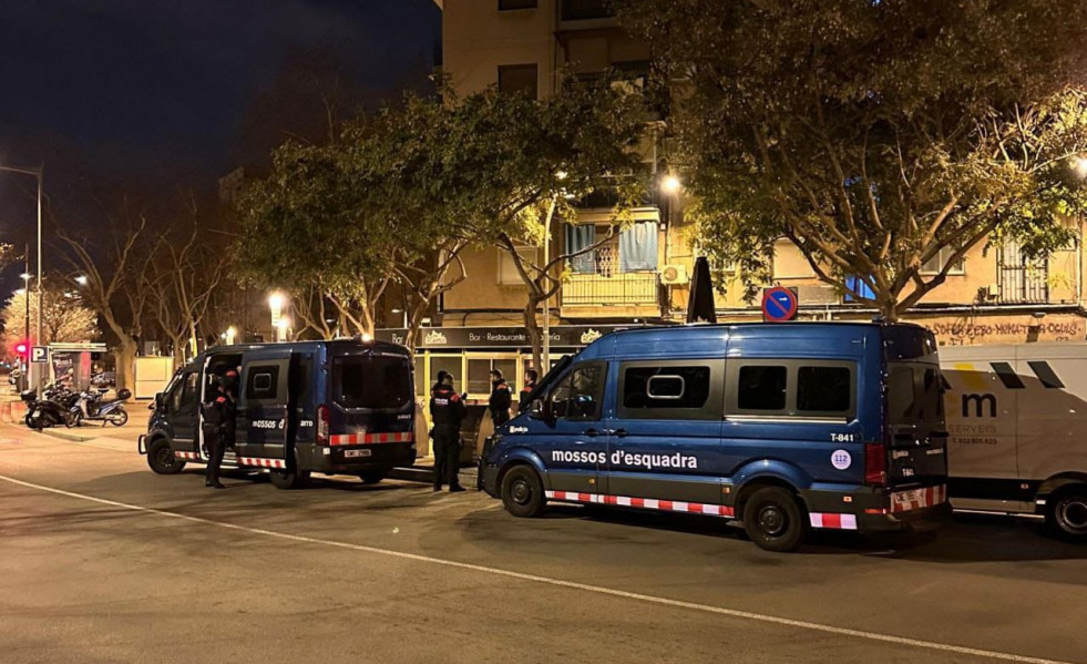 En marcha un dispositivo contra varias redes dedicadas al tráfico de drogas en Barcelona