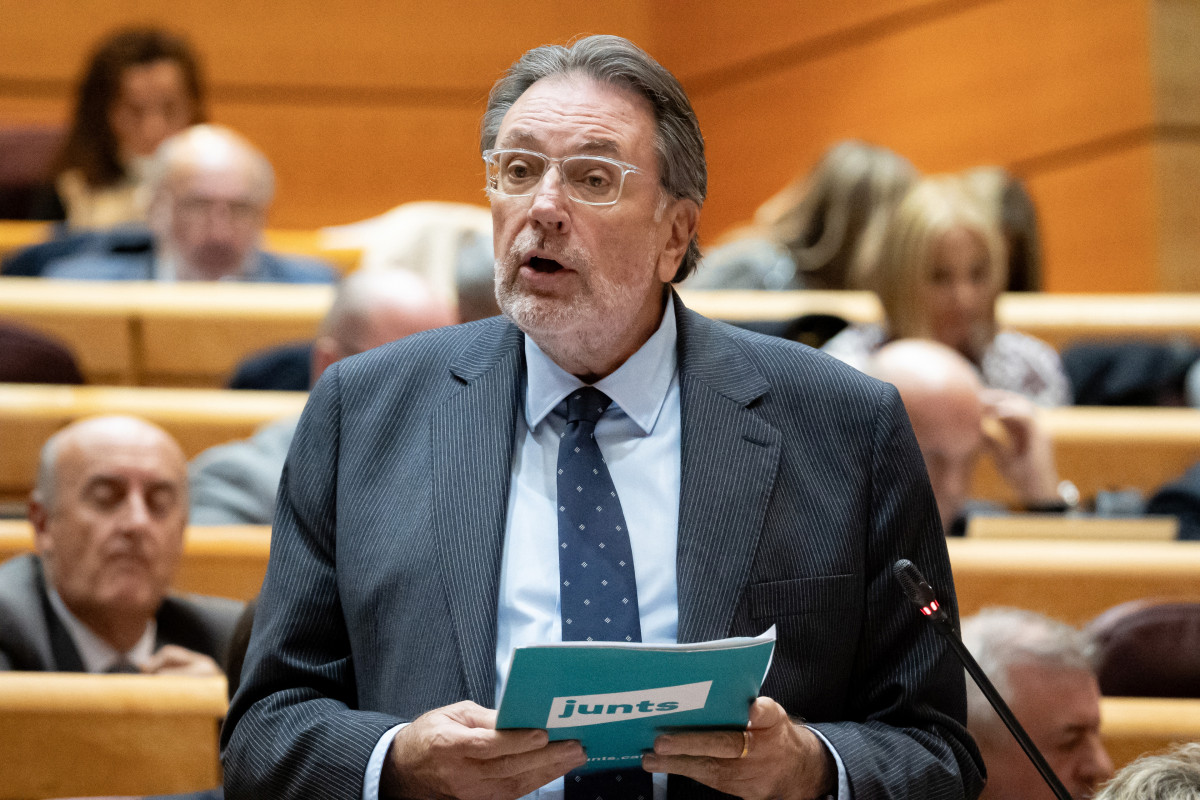 Archivo - El senador de Junts, Josep Lluís Cleries, interviene durante una sesión plenaria, en el Senado, a 12 de diciembre de 2023, en Madrid (España). Tras el Pleno del Congreso donde se ha realizado el primer debate de la proposición de Ley de Amnistía