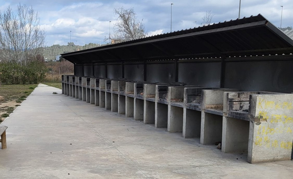 2024 03 08 10 41 19 Zona barbacoa i Picnic