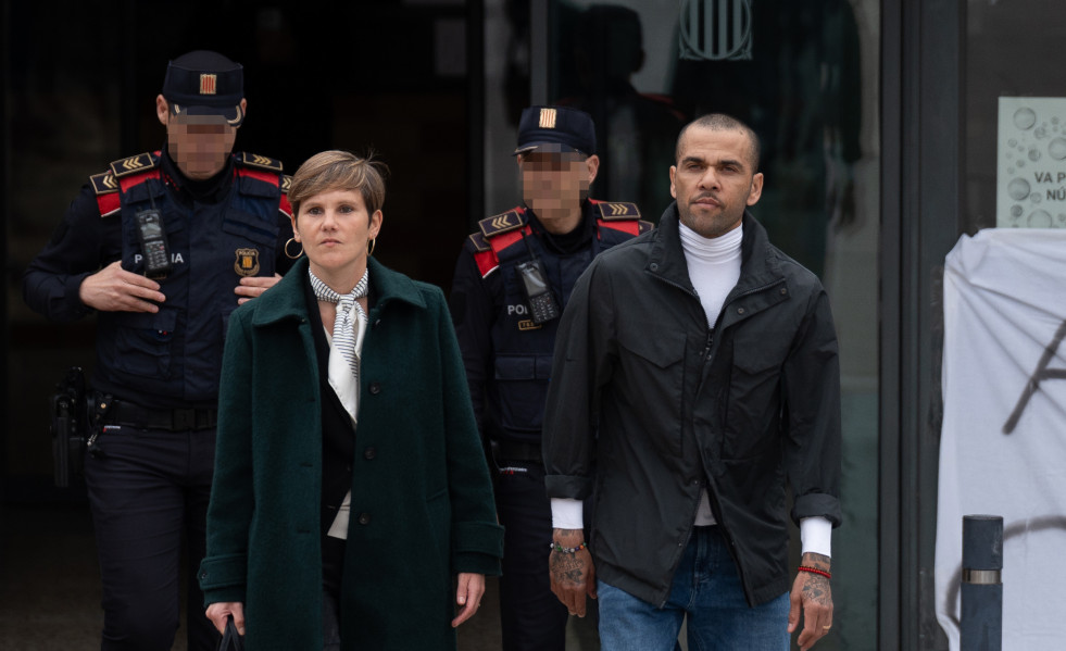 EuropaPress 5849490 abogada dani alves ines guardiola 2i exfutbolista dani alves 1d salida