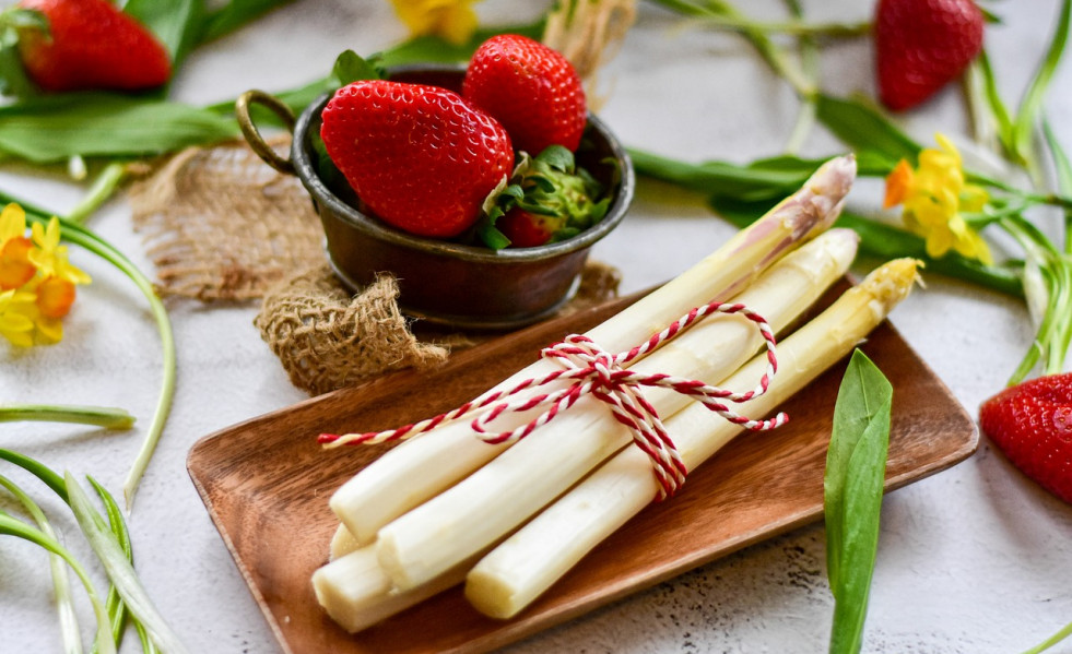 Asparagus 6141989 1280