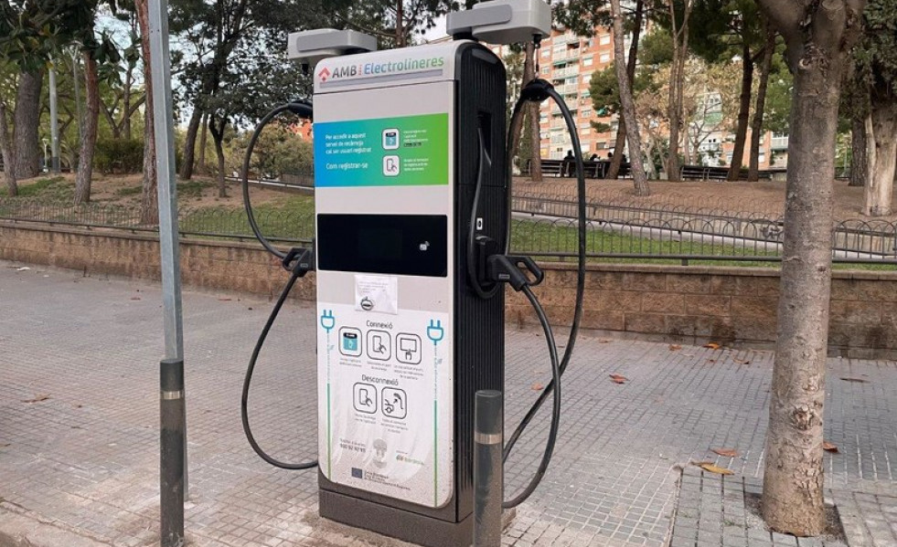 051fb8d7 f2ad 4ca4 8246 9d2ddd9332e5