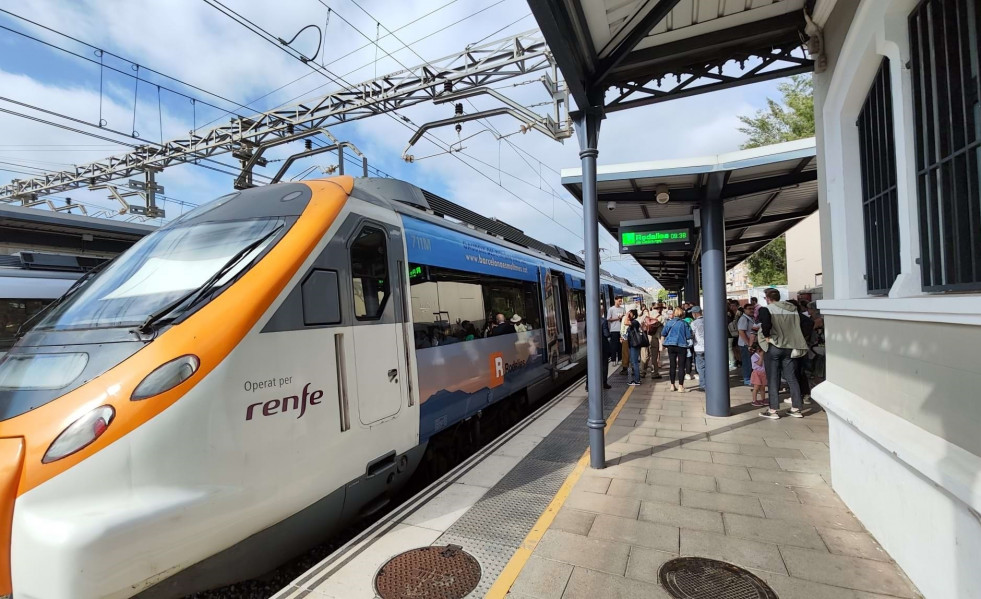 EuropaPress 6034117 diputacio barcelona renfe llevan tren dels exploradors baix llobregat (1)