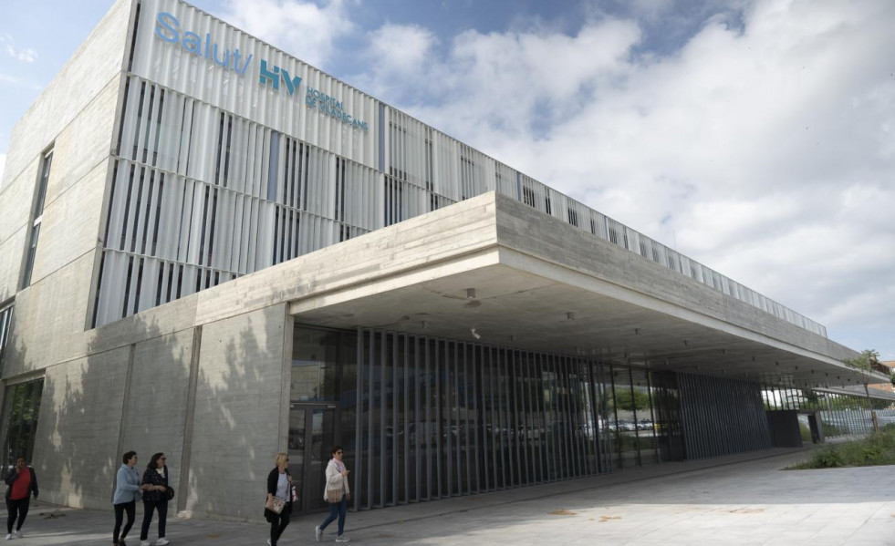 Comença el trasllat al nou Hospital de Viladecans