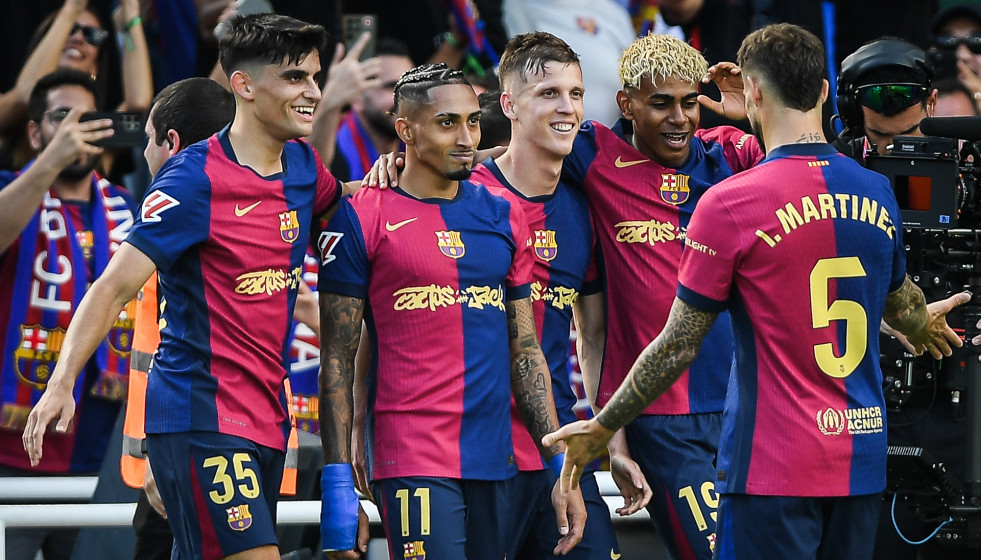 EuropaPress 6714074 11 may 2025 spain barcelona barcelonas raphinha celebrate scoring goal with