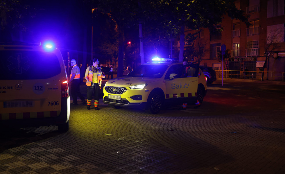 EuropaPress 6722501 vehiculos servicios sanitarios lugar hechos 15 mayo 2025 cornella llobregat